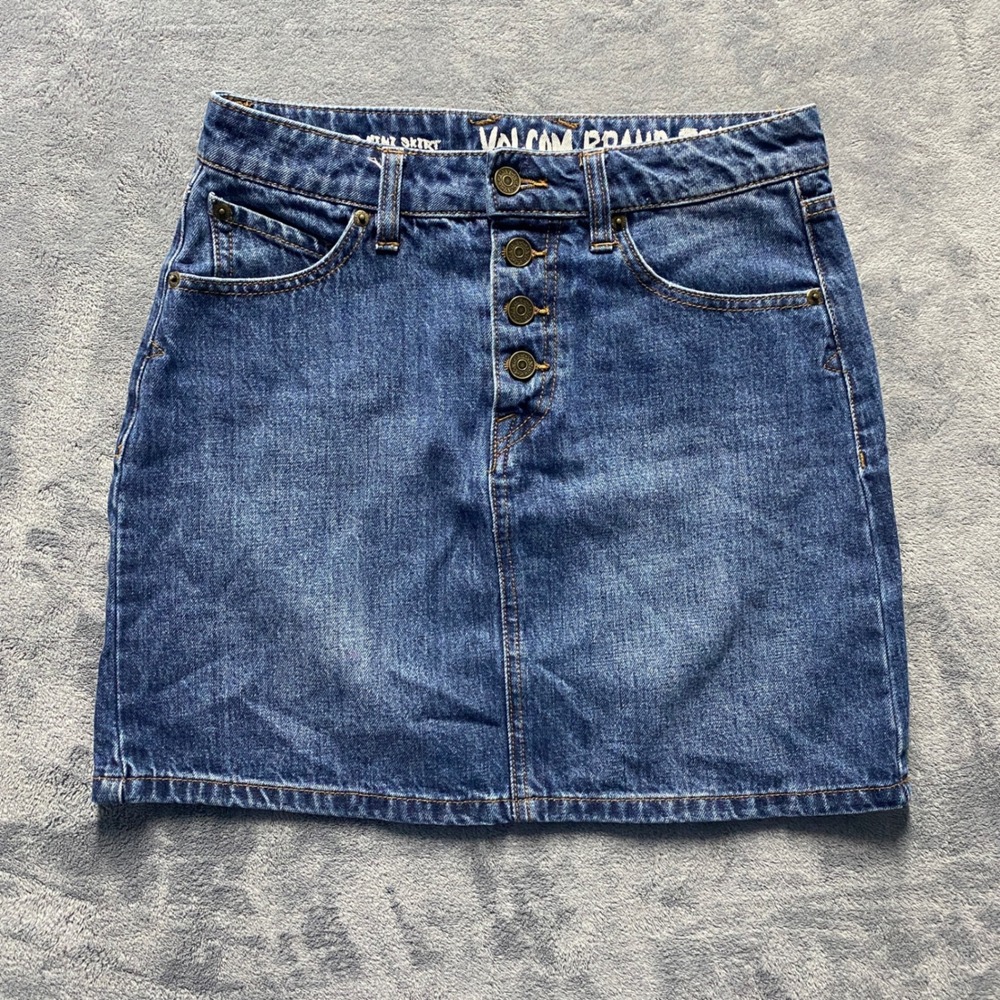 Volcom Stoned Mini Skirt Womens Small Blue Denim Medium Wash Button Fly B1931703